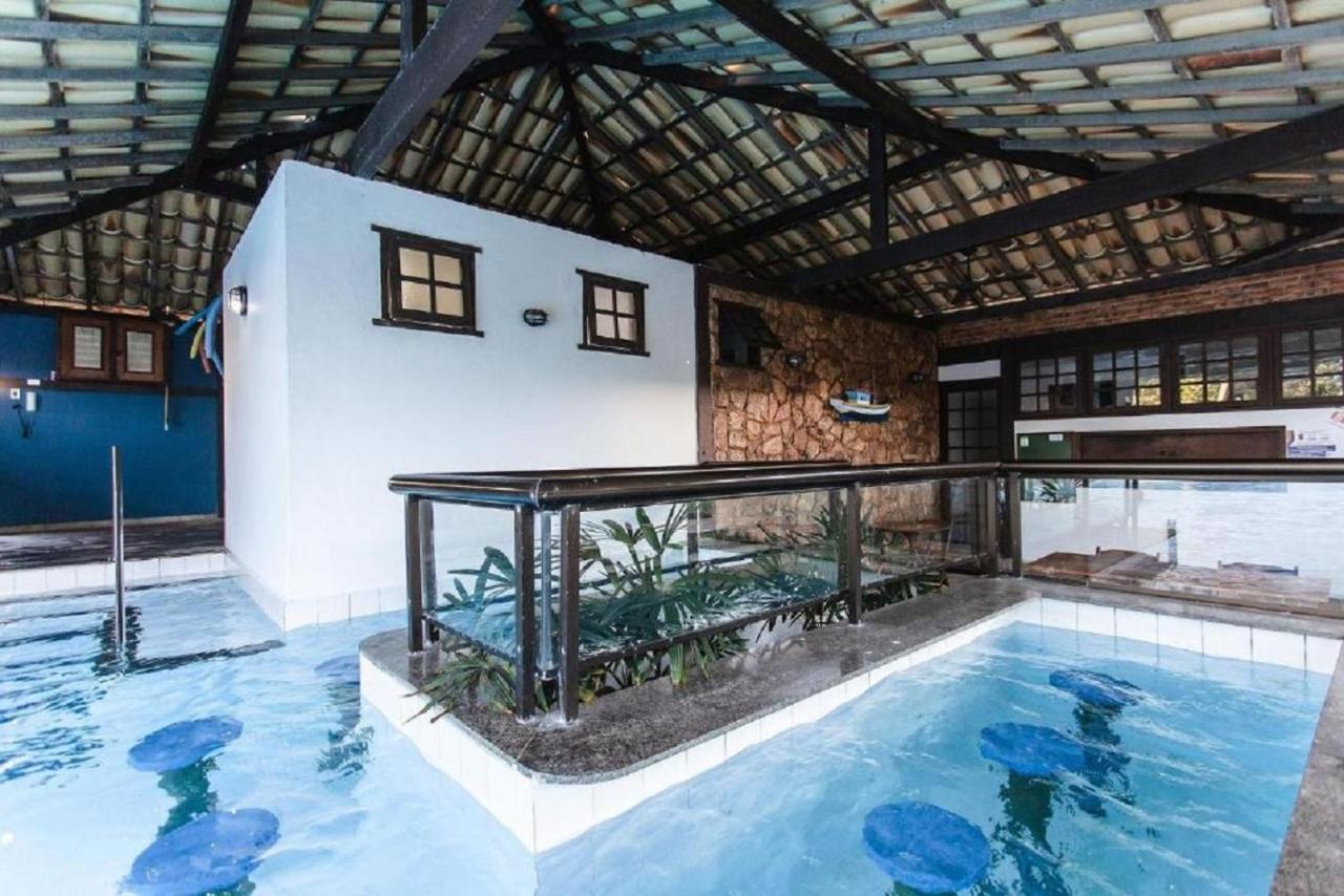 Casa de férias Linda Casa Em *